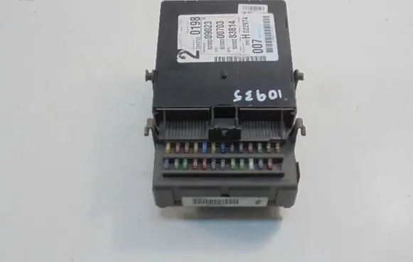 Renault Laguna II Fuse box set 8200300703