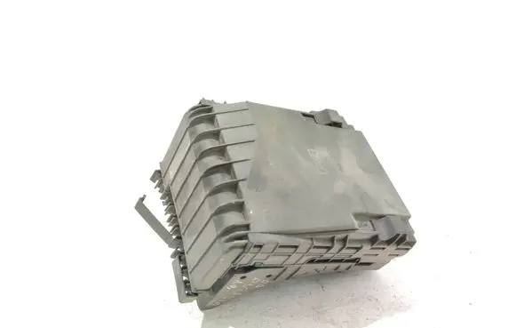 Skoda Octavia Mk2 (1Z) Fuse module 01718130