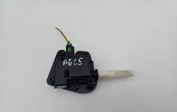 Audi A6 S6 C5 4B Tailgate boot lock/latch motor 8E9827833