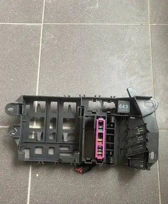 Audi A6 S6 C6 4F Fuse module 4F0971845A