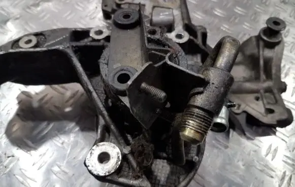 Alfa Romeo 156 Power steering pump