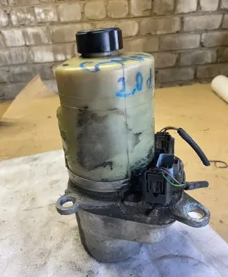 Ford Focus C-MAX Electric power steering pump 1040085011094
