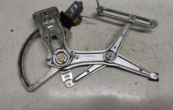 Mercedes-Benz ML W163 Front door window regulator with motor