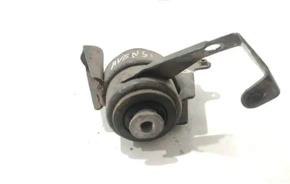 Toyota Corolla Verso E121 Engine mount bracket