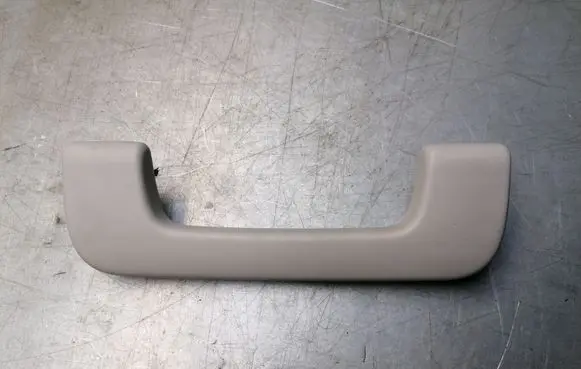 Audi A6 S6 C6 4F Front interior roof grab handle 8P0857607C