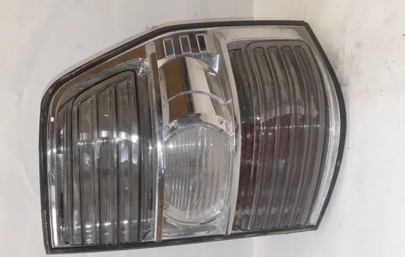 Mitsubishi Pajero Rear/tail lights 22087872