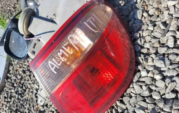 Nissan Almera Rear/tail lights 4880A