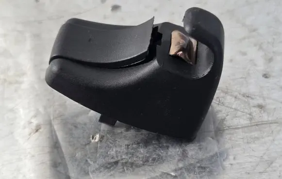 Sun visor clip/hook/bracket