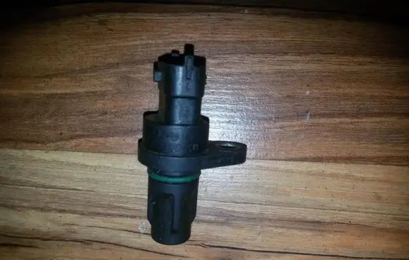 Citroen C1 Crankshaft position sensor 0232103069 90919W5001
