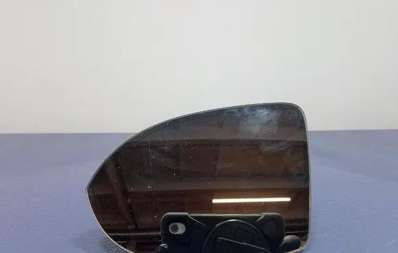 Volkswagen PASSAT CC Front door electric wing mirror 8G0857521A