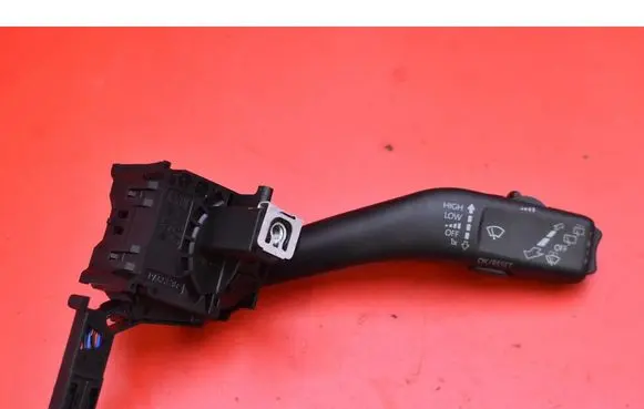 Skoda Octavia Mk2 (1Z) Headlight wiper switch 1K0953519J