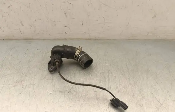 Renault Kadjar Engine coolant pipe/hose 147138070R