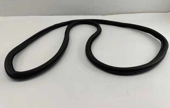 Audi Q2 - Rubber seal rear door 81A833721A