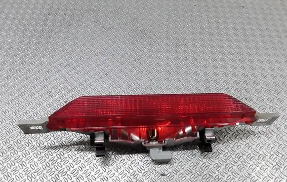 Toyota Corolla E120 E130 Third/center stoplight