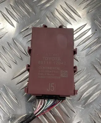 Toyota RAV 4 (XA50) Gateway control module 89111-12042
