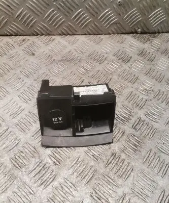 Mercedes-Benz CLA C117 X117 W117 Car ashtray a1766801050