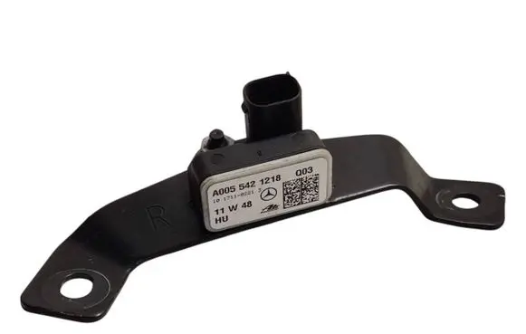 Mercedes-Benz E C207 W207 Airbag deployment crash/impact sensor A0055421218 10171102213