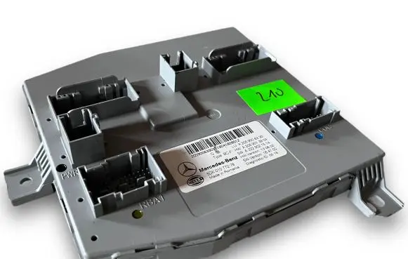 Mercedes-Benz C W205 Central body control module S210 A2059006330