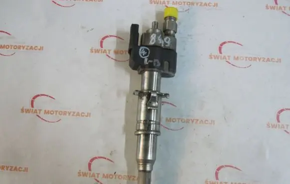 BMW 3 E92 E93 Fuel injector 7565137-03