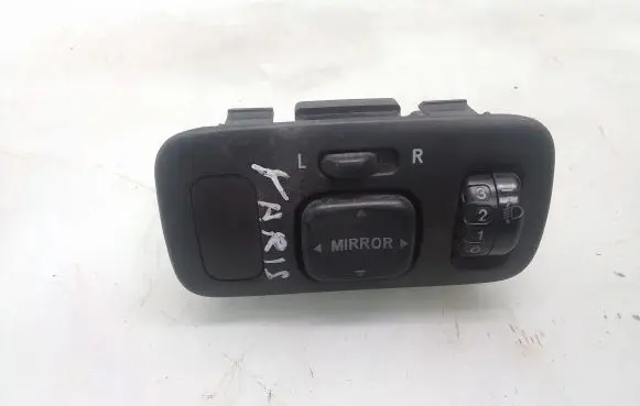Toyota Yaris Headlight level height control switch