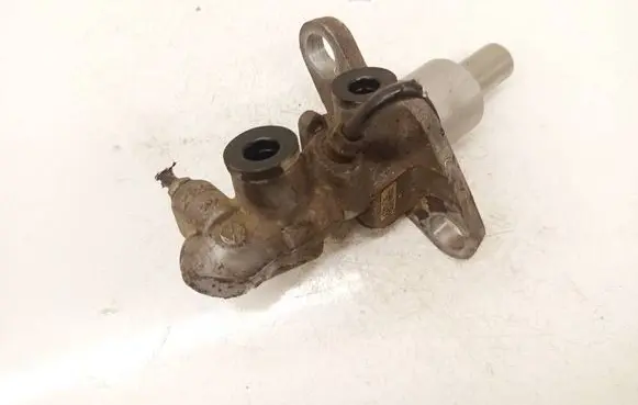 Volkswagen Golf VI Master brake cylinder 1K0945459