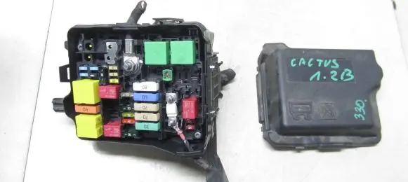 Citroen C4 Cactus Fuse box set