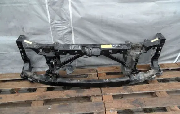 Land Rover Discovery 3 - LR3 Radiator support slam panel