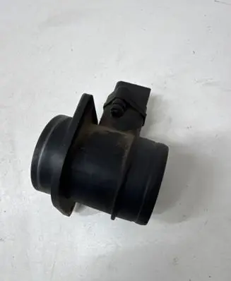 Audi A3 S3 8P Mass air flow meter 0281002531 038906461B