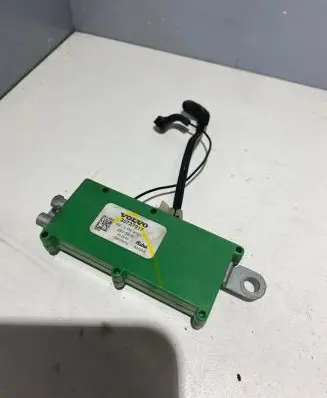 Volvo S40, V40 Aerial antenna amplifier 30737917 28019205