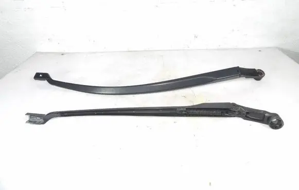 Toyota Avensis T220 Front wiper blade arm 97036203