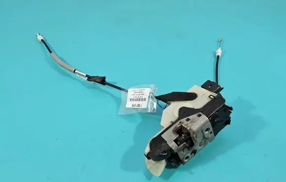 Peugeot 2008 I Front door lock 9812500880 IMPRK1601519