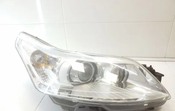 Citroen C4 I Headlight/headlamp 9684382880