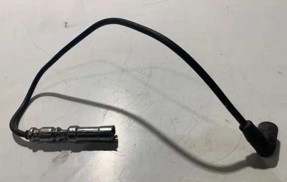 Volkswagen PASSAT B5 Ignition plug leads 06A035255C