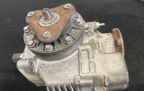 Volkswagen Tiguan Gearbox transfer box case 409053