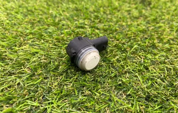 Mercedes-Benz B W246 W242 Parking PDC sensor A0009059300