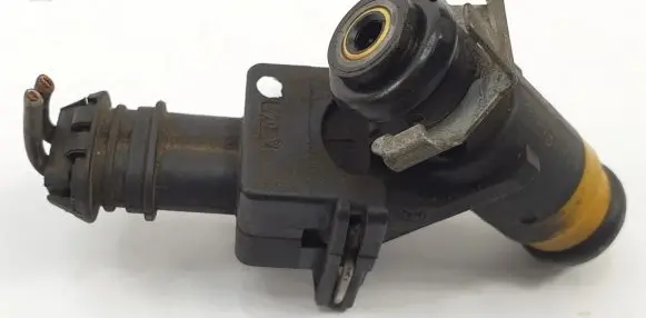 Renault Kangoo I Fuel injector