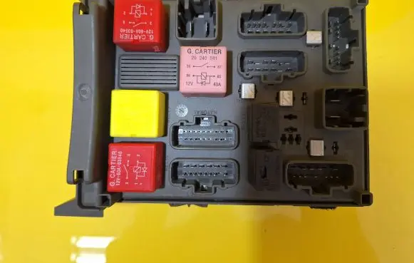 Renault Laguna II Fuse box set 8200139824 8200004201E