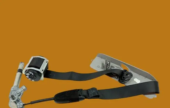 Opel Corsa D Front seatbelt 13225282