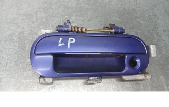 Honda HR-V Front door exterior handle 