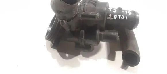 Thermostat/thermostat housing