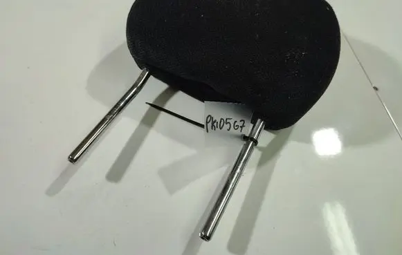 Opel Astra G Front seat headrest 