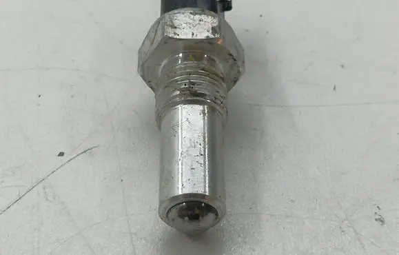 Sensor