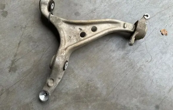 Mercedes-Benz GLE (W166 - C292) Front lower control arm/wishbone 16604