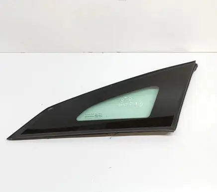 Citroen C4 III e-C4 Rear side window 9832918380