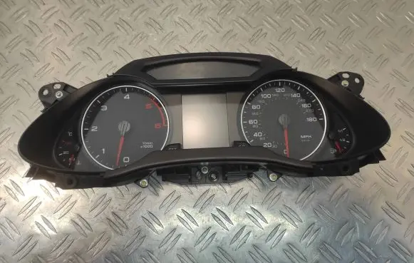 Audi A4 S4 B8 8K Speedometer (instrument cluster) 8K0920981D AUISD27A42C