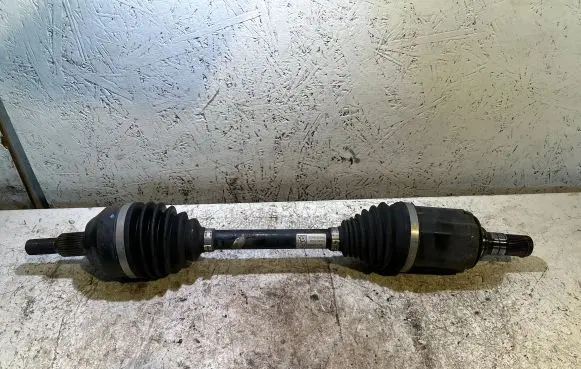 Jeep Grand Cherokee WL Front driveshaft P68380002AA T4N02518A035