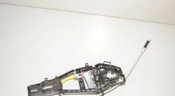 BMW 2 F22 F23 Front door exterior handle/bracket 7242568 51217242568