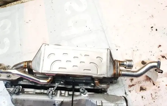 EGR valve cooler