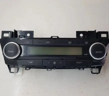Toyota Avensis T270 Climate control unit E1108974