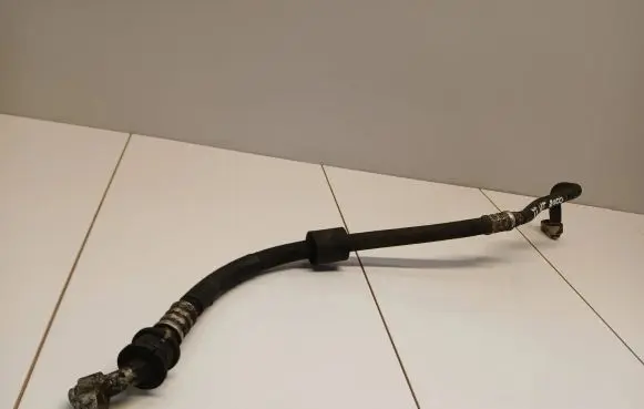 Audi TT Mk1 Air conditioning (A/C) pipe/hose